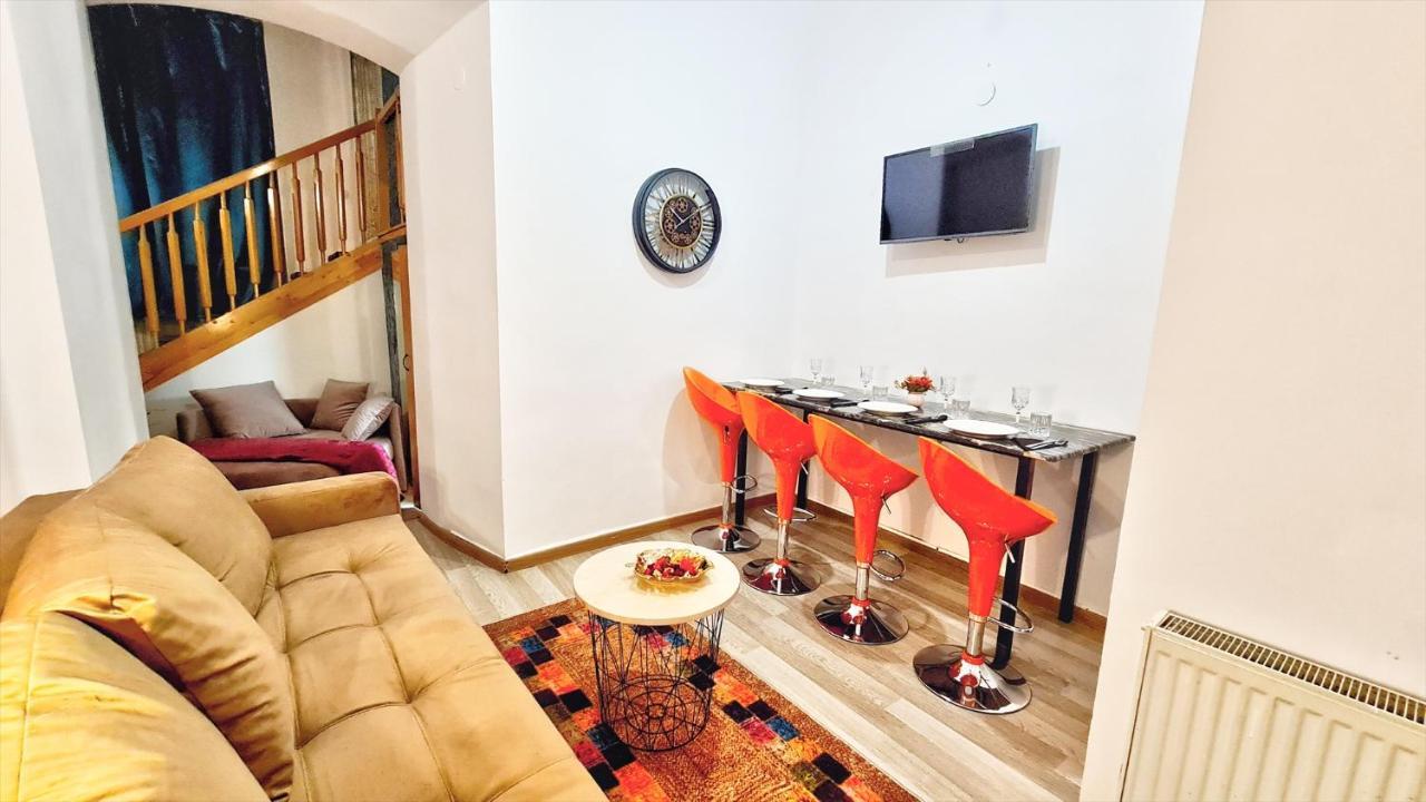 Apartamento Royal Mansion In Unirii Square Cluj-Napoca Exterior foto